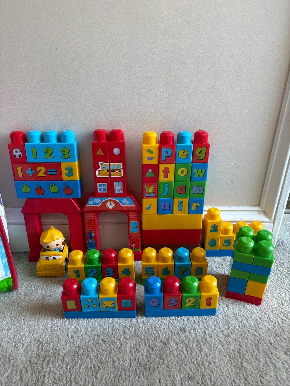 Mega bloks schoolhouse fun, bag of 70 building blocks